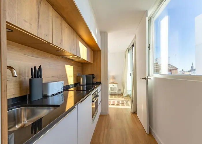 Triana Acacias Residences By Valcambre
