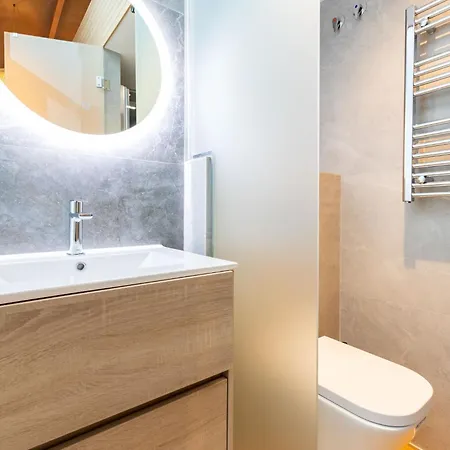 Apartamento Triana Acacias By Valcambre